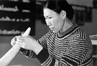 Средствами древнего искусства могут быть воплощены образы Ленина и мухомора. Фото 1 