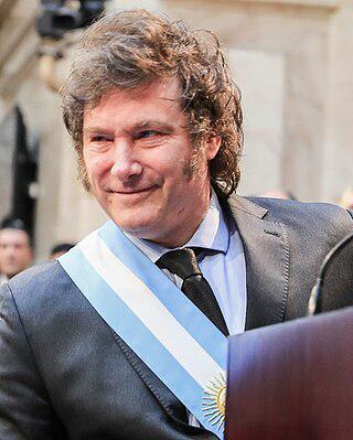 В 2023 году впервые в истории президентом страны избран либертарианец. Фото 1 