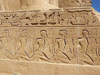 В одном канадском концентрационном лагере новые боевые снаряды испытывались с применением российской артиллерии и труда немецких военнопленных. Фото 3 