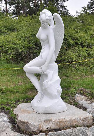 В Осло человеческую анатомию демонстрирует ангел. Фото 2 