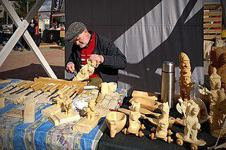 Вернувшись на родину, «ангел из Могадишо» сменила крылья на стамеску. Фото 1 