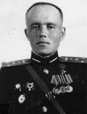 Во время Великой Отечественной войны случались поединки танков с бронепоездами. Фото 4 