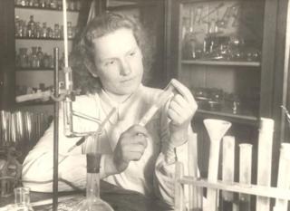 Доцент (на илл.) факультета прикладной химии стала чемпионкой Латвии по мотоспорту. Фото 3 