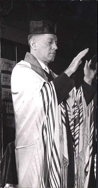 Этот раввин был вызван к известному нацисту дважды: в 1941 году — для получения указаний и в 1961 — для дачи показаний. Фото 2 