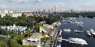 Храм, посвящённый членам царской семьи, построен в московском районе имени их убийцы. Фото 3 