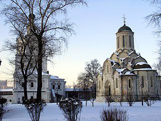 Иконы измайловского храма Покрова Богородицы, в 1960-е годы служившие полками на складе фруктов, прямо со склада были переданы в Музей древнерусского искусства имени Андрея Рублёва. Фото 4 