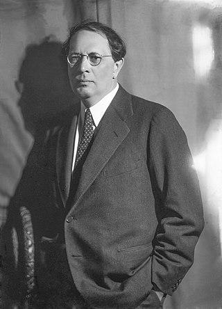 История пребывания знаменитого авантюриста в Смоленской губернии, превращённая автором из пьесы в повесть, стала по-настоящему популярной после выхода комедийного телефильма. Фото 3 