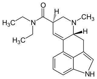 ЛСД был впервые получен в 1938, но его психотропные свойства были обнаружены лишь в 1943… Фото 1 