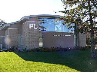 Около штаб-квартиры японской синкретической религии PL-Кёдан в Осаке построена 180-метровая «Башня мира» в память жертв всех войн в истории человечества. Фото 3 