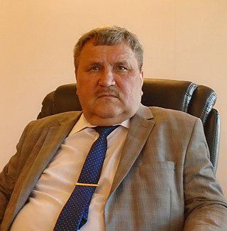 Писатель-депутат от «Единой России» в Государственном Совете Татарстана проголосовал против поправок в конституцию России. Фото 2 