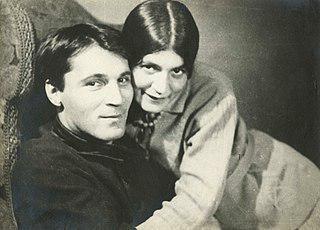 Прообразом пролетария-комиссара послужил поэт. Фото 2 