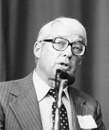 Радикальный психоаналитик рассказывал пациентам, что влюблялся в них, как Пигмалион в Галатею. Фото 3 