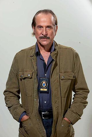 Шведский актёр Петер Стормаре играет в рок-группе, носящей название одного из фильмов с его участием. Фото 3 