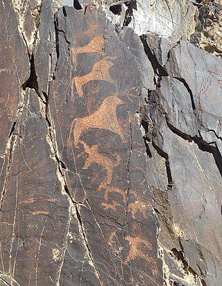 Скалы ущелья неподалёку от Навои покрывались петроглифами с мезолита до позднего Средневековья. Фото 1 