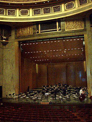 Скандальная повесть Флобера и танец на руках были вдохновлены тимпаном (на илл.) Руанского собора. Фото 4 