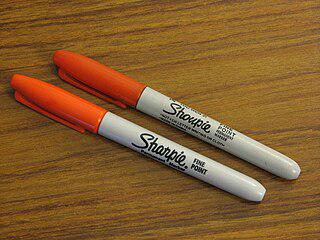 Уже в XIX веке подлинную продукцию американского оружейника отличали от контрафактной по отсутствию удвоенной буквы. Фото 1