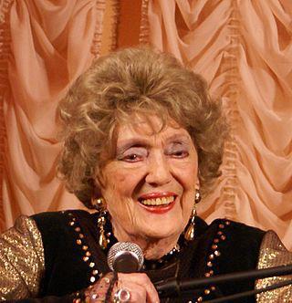 В начале 2000-х Марк Алмонд пел с Аллой Баяновой, Людмилой Зыкиной и Сергеем Пенкиным. Фото 2 