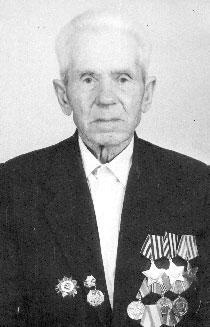 Ветеран был награждён тремя орденами Славы 3-й степени по ошибке, которую исправили почти через 50 лет. Фото 1 