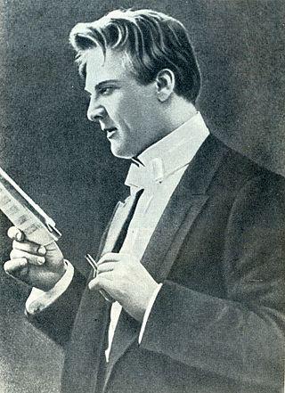 Выпускник театрального института завоевал олимпийское серебро, стал полицейским и получил почётное звание оперного исполнителя. Фото 2 