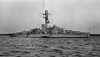 За потопление финского броненосца шесть человек получили звание Героя Советского Союза, хотя тот остался невредимым, а после войны служил в ВМФ СССР. Фото 3 