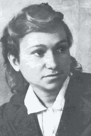 Идейная бандеровка сдавала соратников в НКВД за продуктовый паёк. Фото 1 