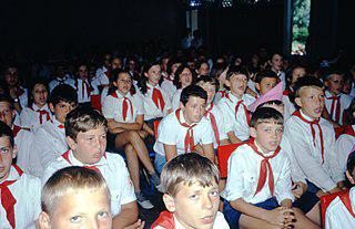 На звуки горна в СССР собирали не только пионеров, но и лосей. Фото 1 