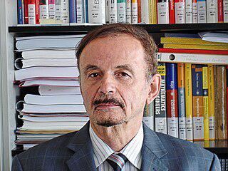 Один из создателей теории кварков и глюонов совершил побег из соцлагеря на лодке по Чёрному морю. Фото 4 