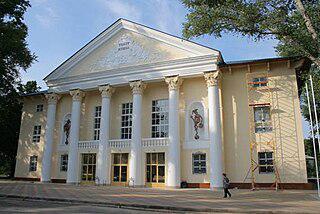 Подполковник милиции в отставке стал соавтором пьесы, которую Липецкий театр кукол представил в Авиньоне. Фото 1 