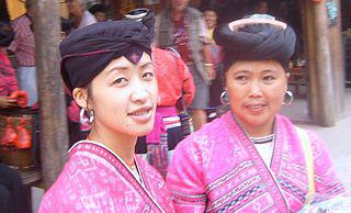 Правительство КНР считает один народ частью другого, несмотря на лингвистические доказательства обратного. Фото 1 