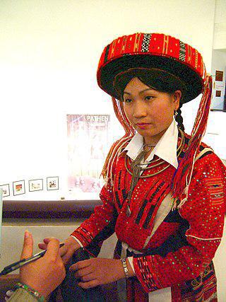 Правительство КНР считает один народ частью другого, несмотря на лингвистические доказательства обратного. Фото 2 