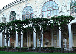 Пытаясь попасть в нарисованную реальность, погибали птицы и ранились собаки. Фото 1 