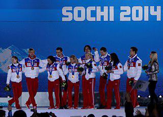 Россиянка Юлия Липницкая стала самой юной чемпионкой-одиночницей в истории зимних Олимпиад, улучшив на неделю результат Тары Липински. Фото 2 