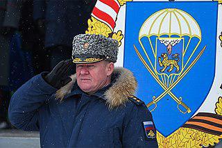 Звание генерал-полковника есть в современной России и в большинстве постсоветских армий. В некоторых, например в белорусской, оно является высшим воинским званием, так как там отсутствуют звания генерала армии или маршала… Фото 2 