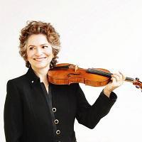 Американка, возглавившая канадский ансамбль, поменяла написание имени, чтобы её не принимали за мужчину-франкофона. Фото 2 