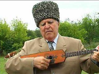 Азартный зритель лишился машины из-за того, что принял чеченского певца за грузинского. Фото 2 