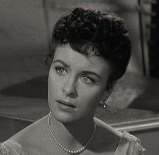 Британский кинорежиссёр женился на актрисе, до свадьбы дважды покушавшейся на его жизнь. Фото 1 