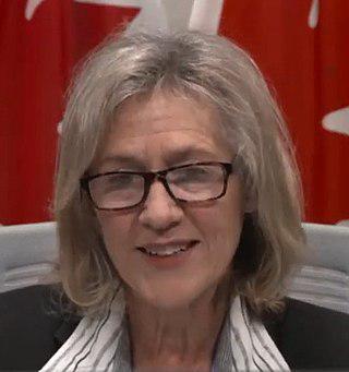 Канадский министр (на илл.) посадила более полумиллиона деревьев. Фото 1 