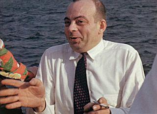 Книга Сент-Экзюпери «Маленький принц» была впервые опубликована в 1943 на английском языке, раньше, чем на французском… Фото 4 