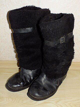 Меховой комбинат получил орден за снабжение Красной армии унтами, сапогами и шапками. Фото 2 