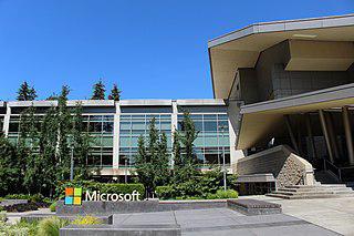 Microsoft с Ленкой «утверждают», что в новой операционной системе пользователь найдёт всё сразу. Фото 2 