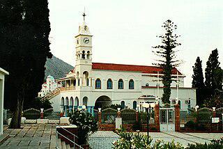 На Пасху в маленьком греческом городке гремит «ракетная война». Фото 2 