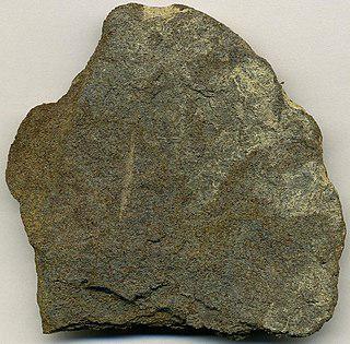 Один тасманит упал с неба, другой — лежит в земле и даёт нефть, а третий — материал для ювелиров. Фото 1 