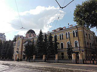 Пенсионный фонд Российской Федерации занимает здание, в котором до революции проживали пожилые интеллигенты с достатком. Фото 2 