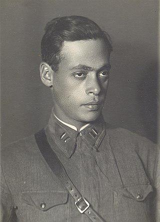 Песня «Где же вы теперь, друзья-однополчане?» показалась её первому исполнителю настолько тоскливой, что он убедил композитора сделать её помажорнее. Фото 2 