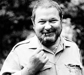 По словам Дмитрия Быкова, «роман-анекдот» про Штирлица понравился самому Юлиану Семёнову. Фото 2 