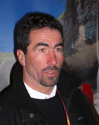 Победитель ралли-марафона «Париж-Дакар» 2006 года за 9 лет до этого выиграл Кубок мира по горнолыжному спорту. Фото 2 