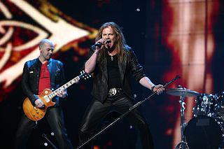 Самый известный хеви-металлист Исландии трижды участвовал в Евровидении и раскручивал поп-звёзд на родине. Фото 4 