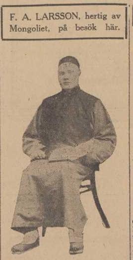 Шведский миссионер выхлопотал для «живого будды» автомобиль «Форд». Фото 1 