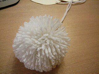 Три килограмма кожи и гвоздей плюс помпон — то, что нужно эвзону (см. илл.). Фото 1 