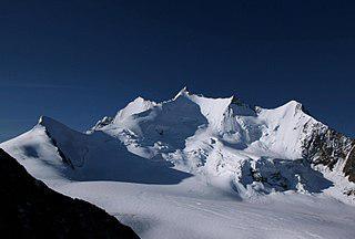 У альпийской вершины есть игольное ушко. Фото 1 